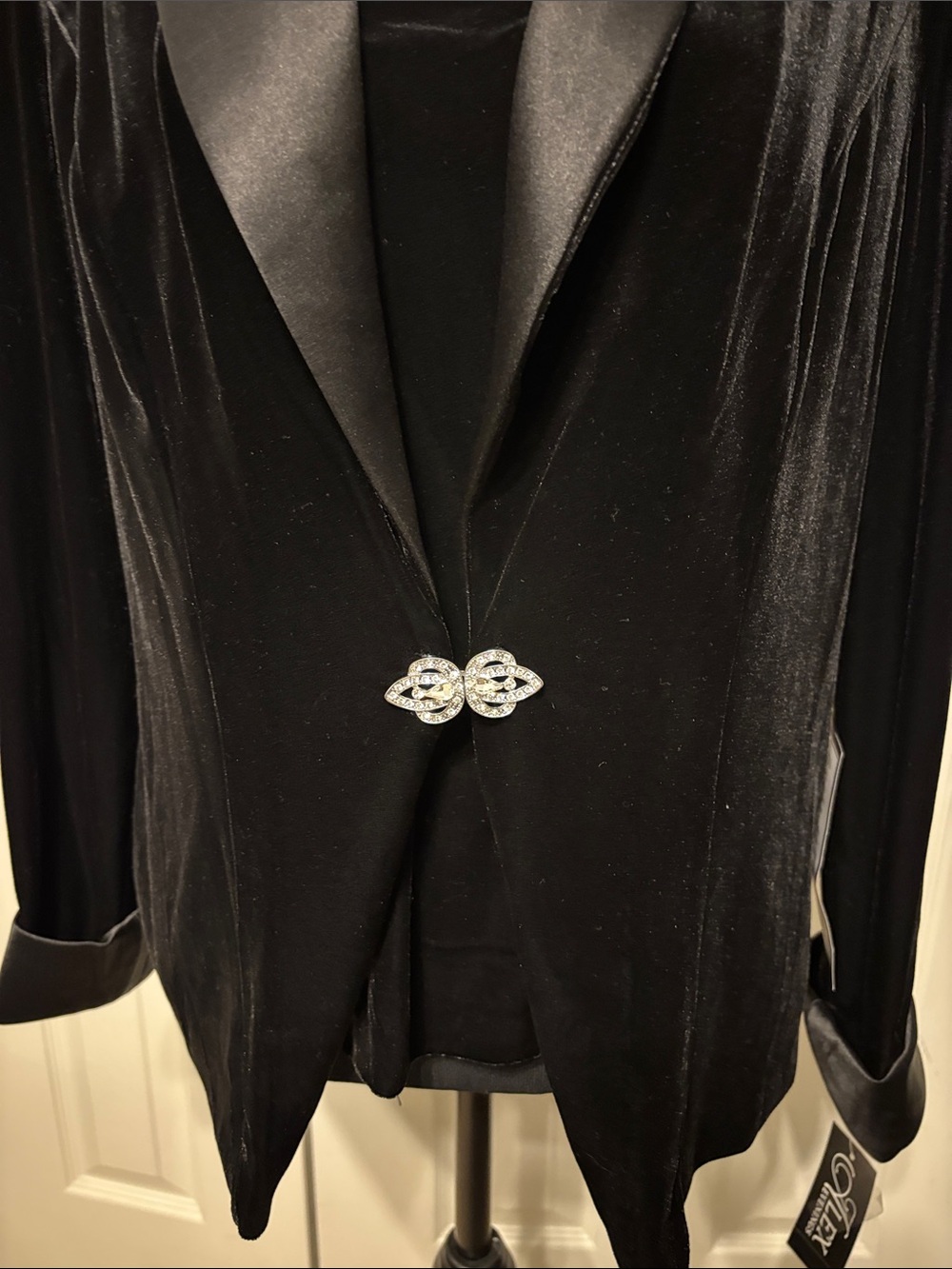 Alex Evenings Velvet Twinset - Picture 4 of 14